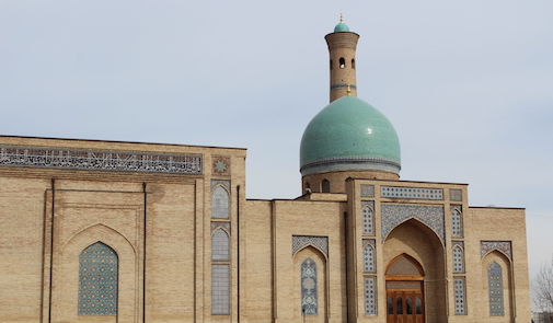 building in uzbekistan